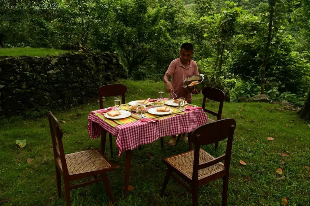 Dhipdhara Waterfall stay - Thumbnail 2