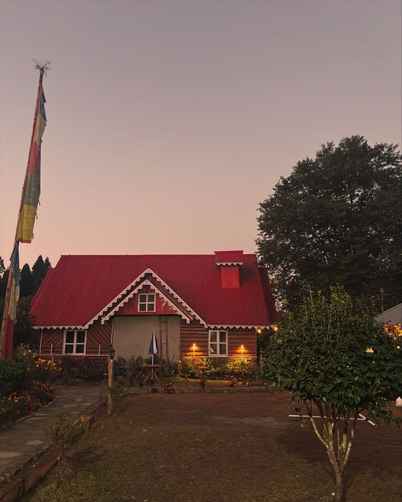 Loleygaon Hideway Farmstay - Thumbnail 1